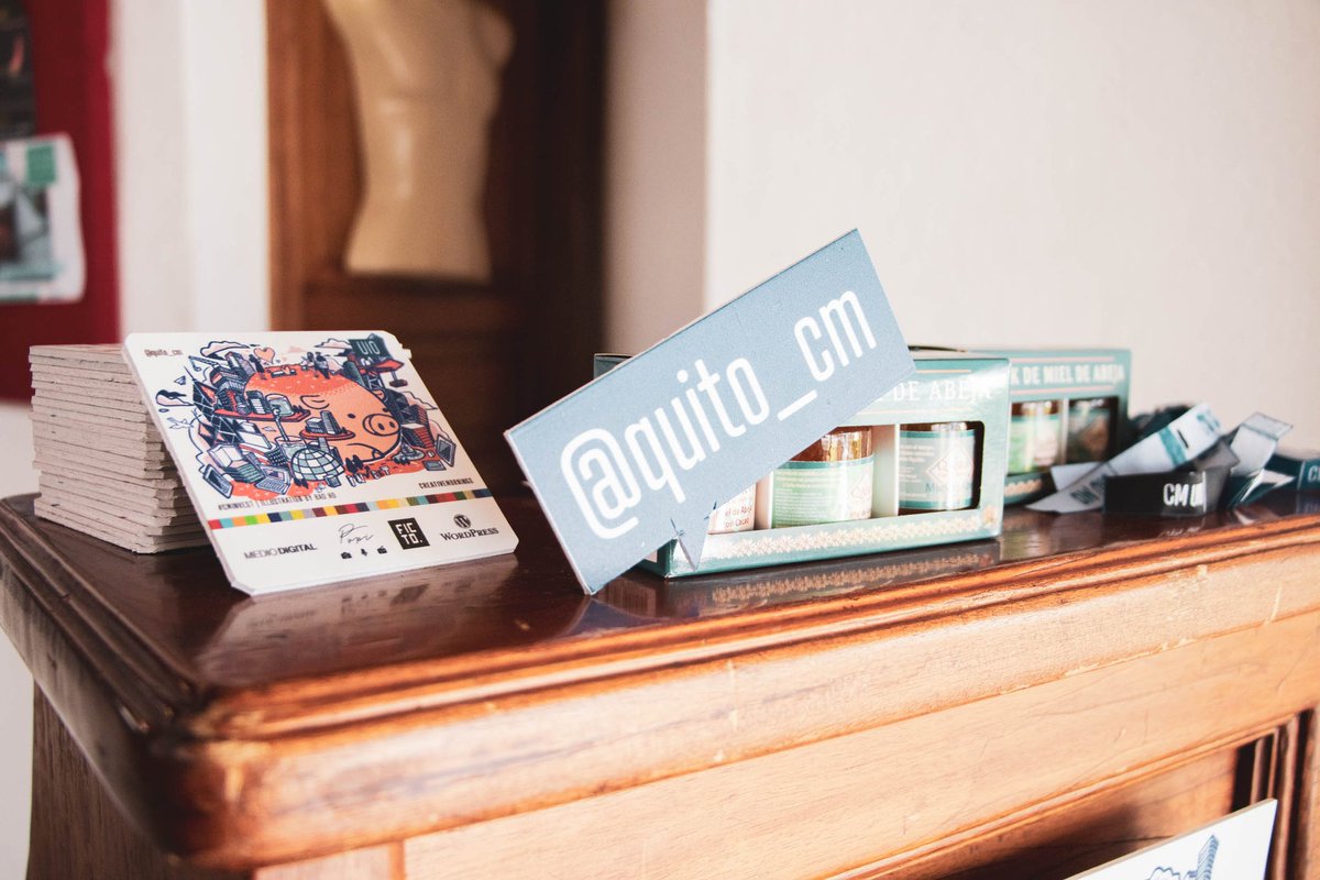 En febrero, con el tema #CMinvest, tuvimos una mañana increíble junto al diseñador industrial <a href="/rodneyverdezoto/">Rodney Verdezoto</a>. Nos contó acerca de su experiencia profesional, anécdotas con sus clientes, el proceso creativo para desarrollar sus ideas y mucho más. 

¡Nos vemos en marzo! 😉