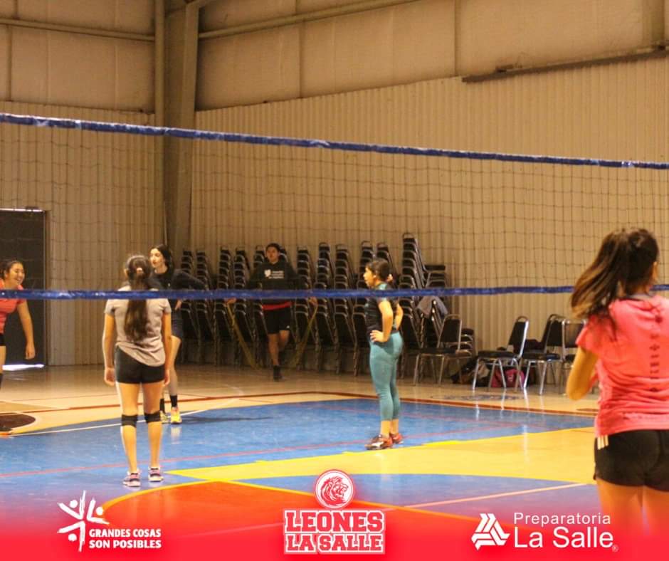 Deporteslasalle's tweet photo. Equipo Femenil de Voleibol de Preparatoria La Salle de Torreon 🦁preparándose para los #Interprepas2020 #RutaObregón2020 ⭐️
¡Éxito atletas!💪🏽
#LaSalleLaguna #FamiliaQuePerdura #SomosLEONES https://t.co/sRKyE4WQcD