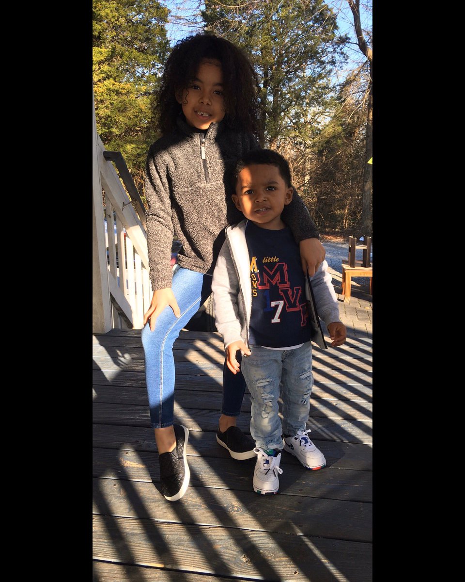 imcxo__'s tweet photo. My lifeline in human form β€οΈ #TheyKeepMeSane https://t.co/W8wCmhpAf9