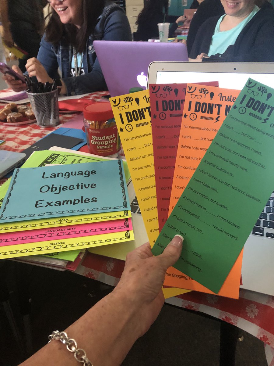 SusanRiedy's tweet photo. Fun times learning best practices for serving our ELL students! Walking away with great resources, and even prizes! #ParkwayES #Lisd https://t.co/m8kyF9GEvb