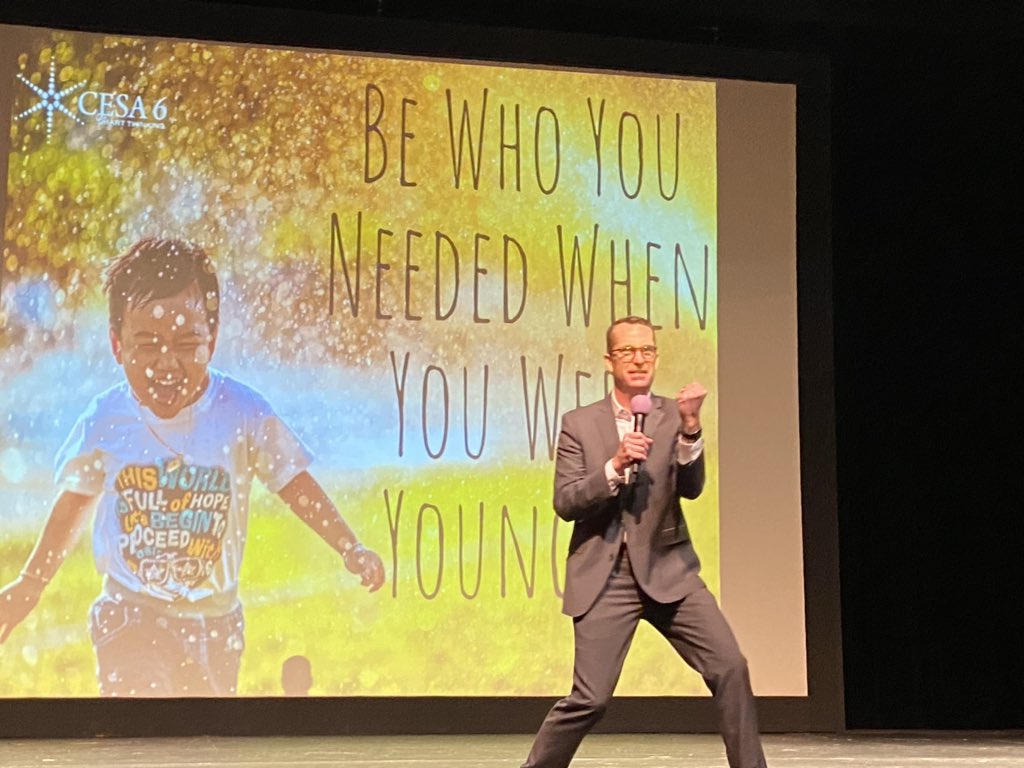 MrsSimacek's tweet image. Ready to finish a great day of PD strong with Ted @tneitzke #springCESA6