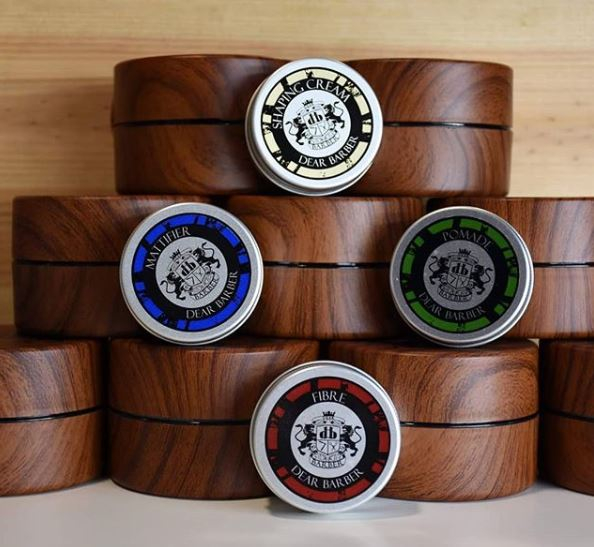 Our styling collection for home and mini for a man on the go 🧳⁠
⁠
Shop now via the link in our bio⁠
⁠
#Repost @oscarjuliancamps⁠
⁠
⁠
#dearbarber #menstyling #mengrooming #malestyling #malegrooming #menstyle #haircare #beard #linkinbio