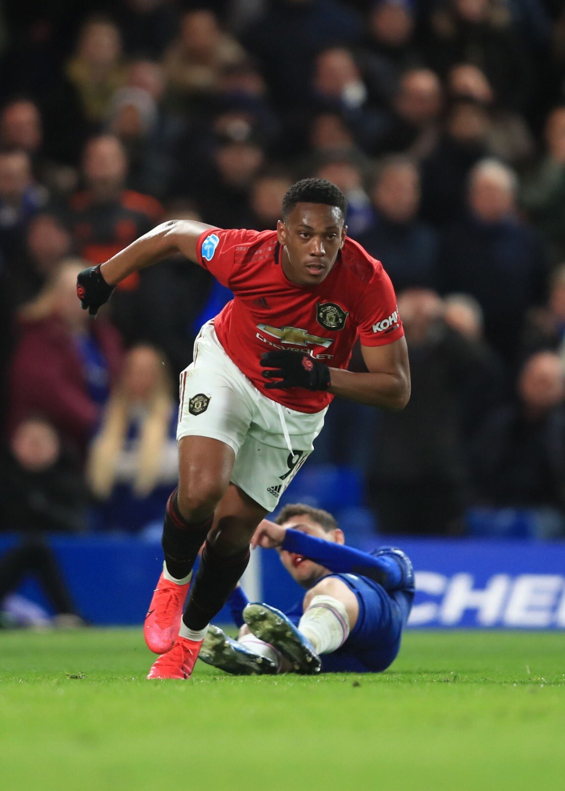 ERAb9F8WsAAuY9p?format=jpg&name=large