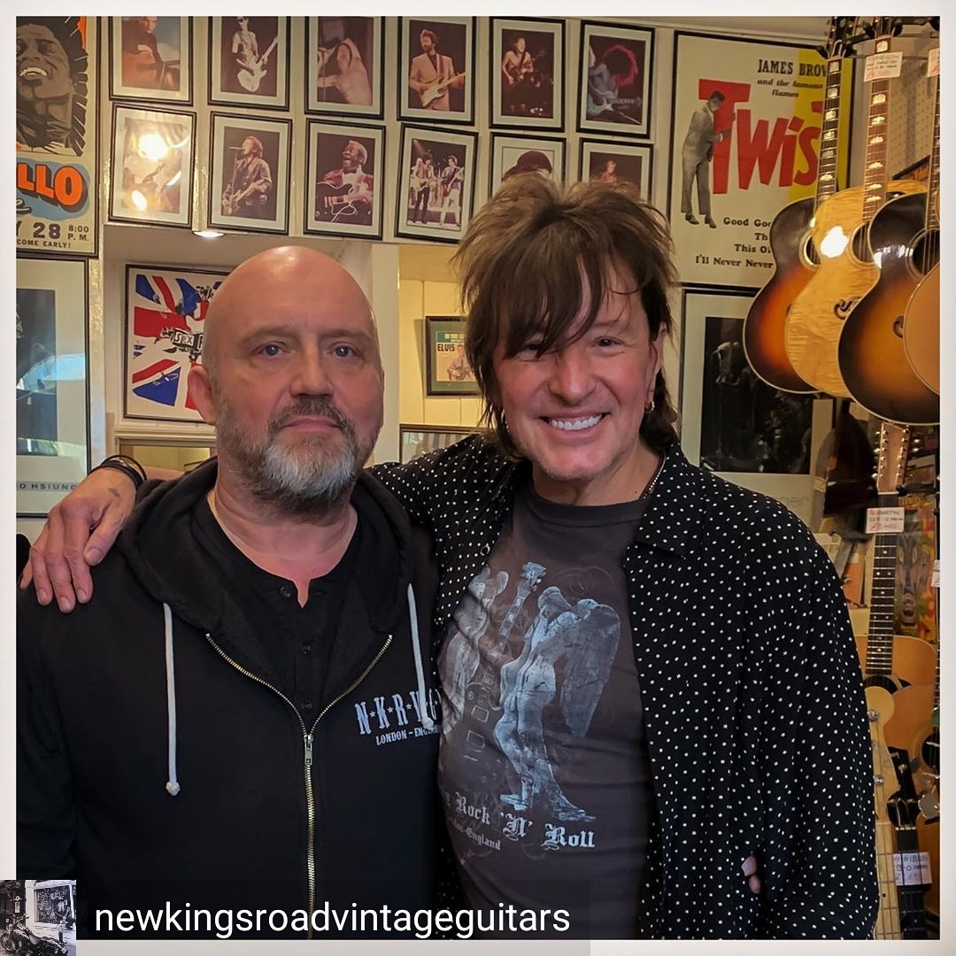 SamboraItalia's tweet photo. Richie in London ????
 New photo.  Credit in 📷 https://t.co/oqVHMAJ9SL