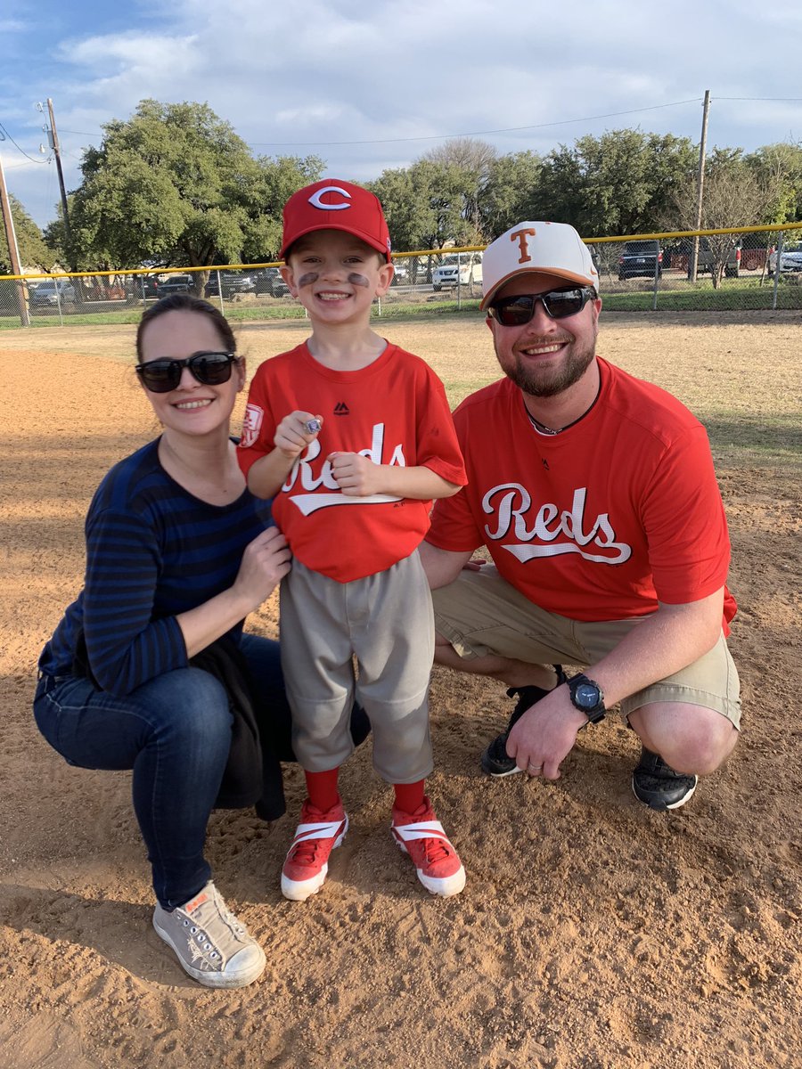 austindudeguy's tweet photo. #Baseball Season is HERE!!! 
So excited! My man started his preseason tournament and his team got second place, losing 18-19 in the championship. w/ @JennyStead 
Gonna be a fun spring ⚾️ 
#CPYL #TeeBall #ATX #mysonshine 
#GoReds #GoLonghorns #GoRangers https://t.co/fcnlVzrFZ4