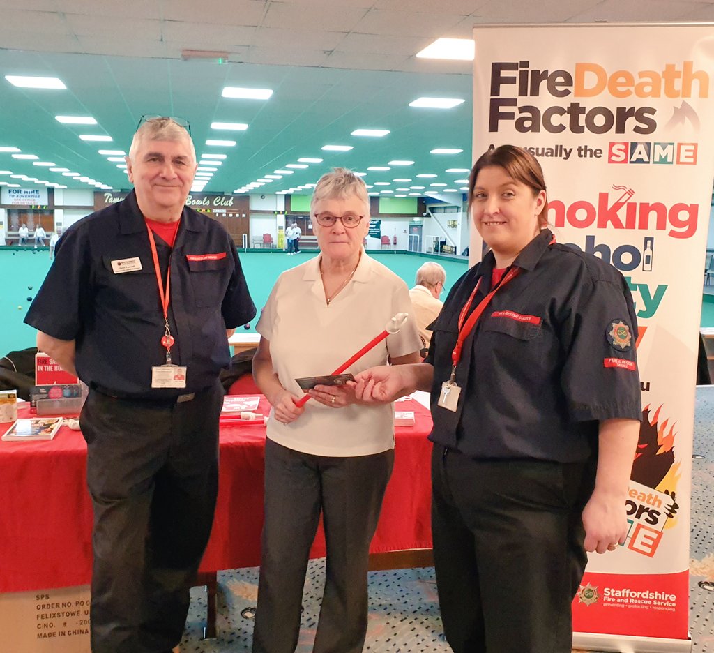 Jenko5145's tweet photo. Our FABULOUS @StaffsFire #volunteers attended our #reachout event in Tamworth today. They do fabulous work educating and signposting people to the services we offer. #safeandwell #referafriend #checkitbleepseveryweek #SAMEfactors #smoking #alcohol #Mobility #ELDERLY https://t.co/yqC5KTva6D