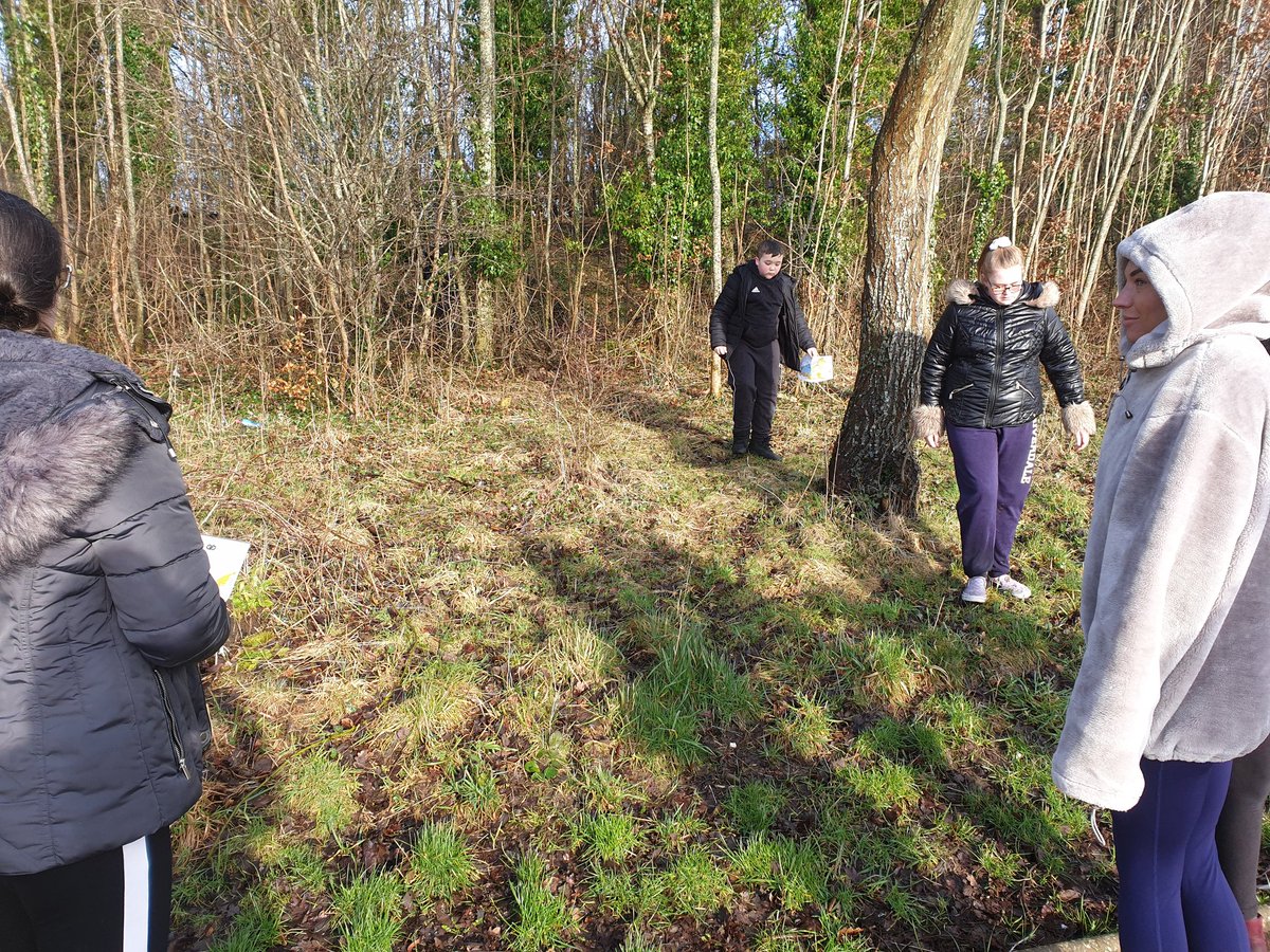 SportsGkc's tweet photo. Springburn academy testing their new orienteering skills at Strathclyde country park... https://t.co/XoQKjRbUkc