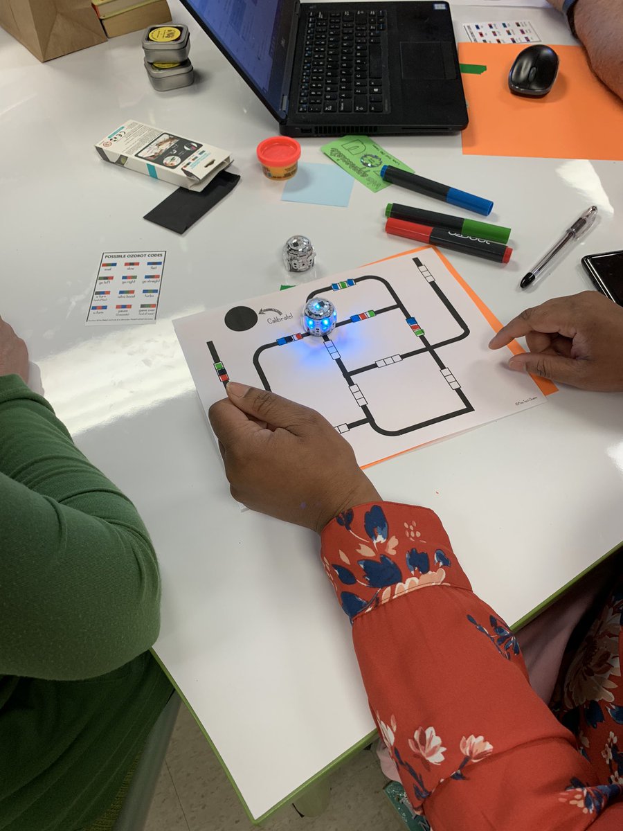 a5disteam's tweet image. Equipping our @AndersonFive Media Centers and Middle School Tech Teachers with MakerSpace tools. #Bosch #vision5 #a5media @Ozobot @makeymakey @BeebotCo