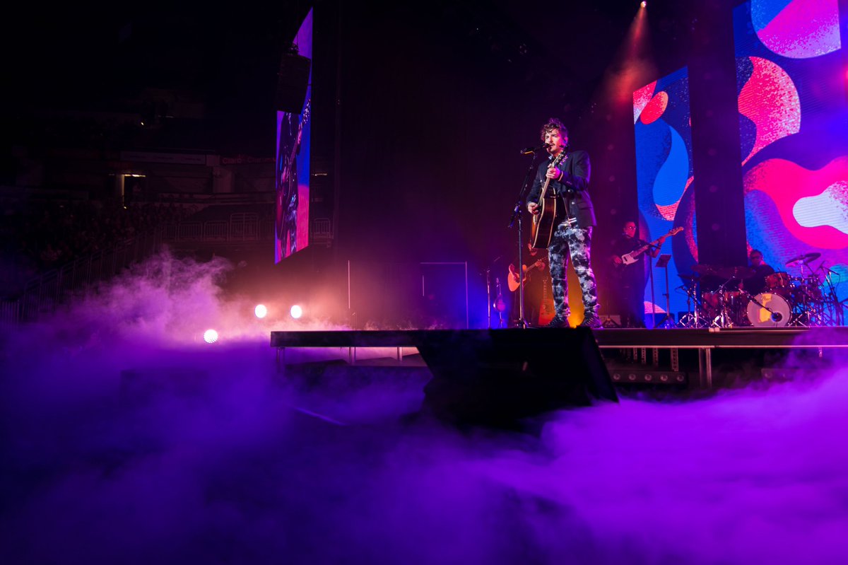 alleffectspr's tweet image. The best feeling in the world, standing on a cloud of dry ice. #AllEffectsPR