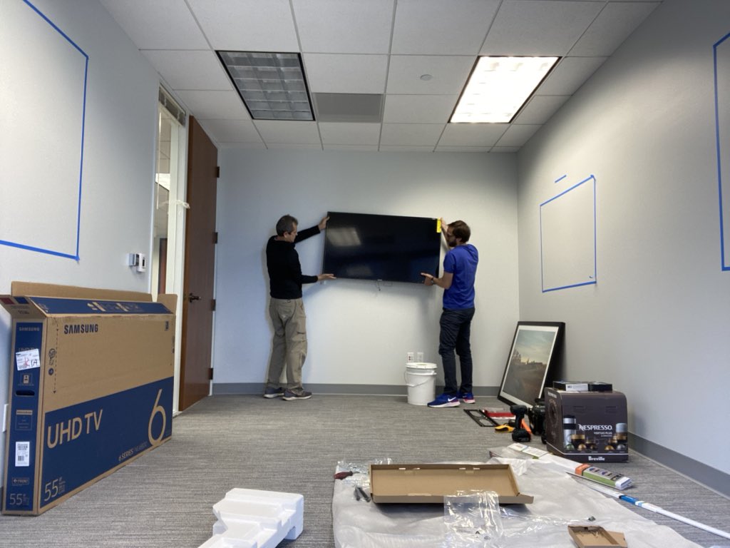 gonzalezneryh's tweet photo. El Consulado @CGSanFrancisco está oficialmente inaugurado! Muchas gracias a todos los que apoyaron desde el 1er día. En especial, a la familia, a las empresas y emprendedores que creen en esto, y a los buenos colegas que apoyaron siempre. https://t.co/iUpusQRNkS