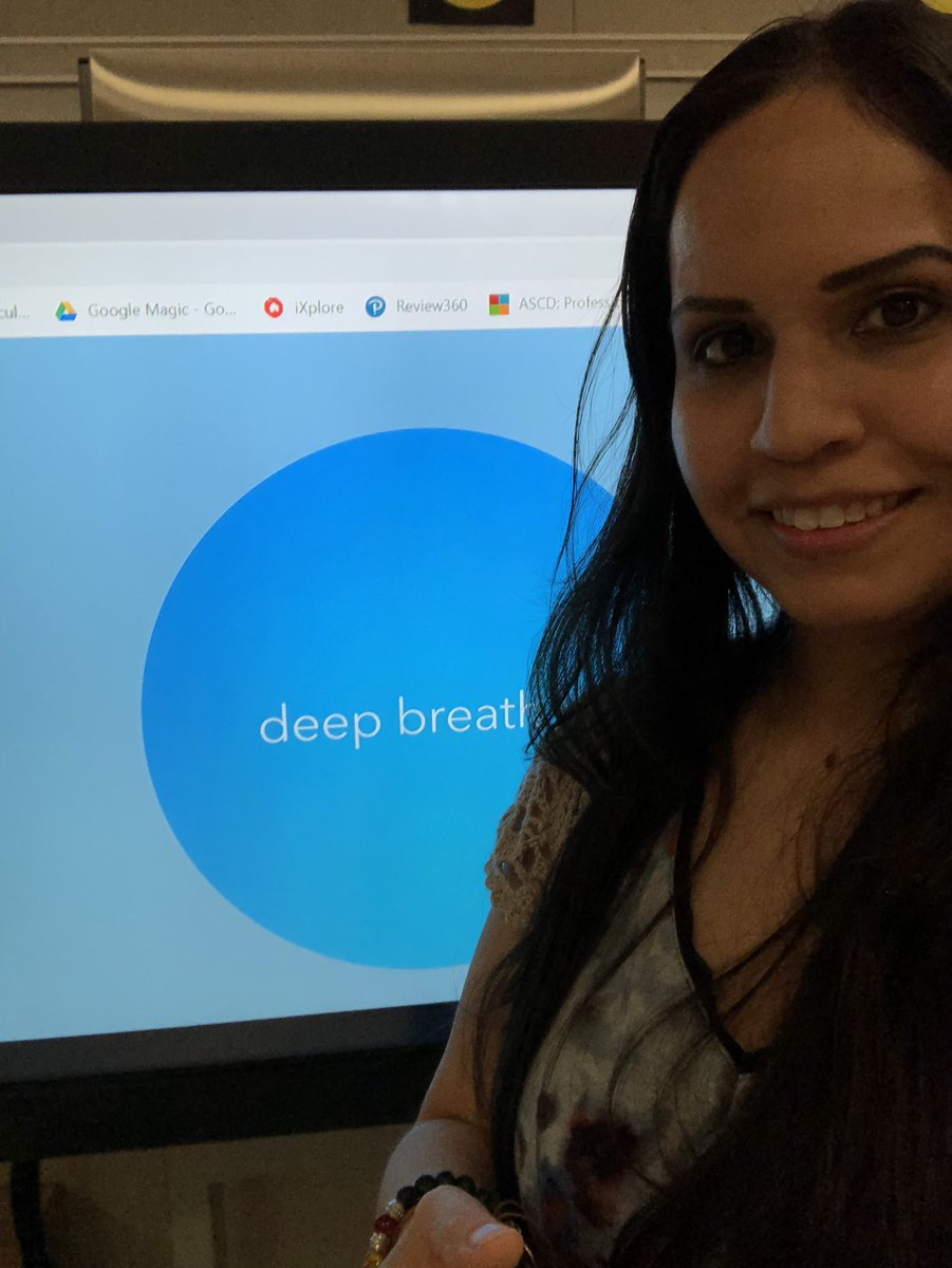 Mrs_GuajardoArt's tweet photo. Had a wonderful time presenting the Calm app in two class sessions today. I hope there was a good take away from it for those that came. ☺️#RobisonLearns #dailycalm #mentalfitness #CFISDSpirit
#KindnessIsOurCompass
#cfisdart #CFISDFineArts
#artmatters #artadvocate https://t.co/wCBywKO9X8