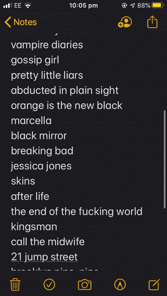 m0llynat4sha's tweet photo. Things to watch on Netflix when u r bored thank me later 💞 https://t.co/ln8epdLEQJ