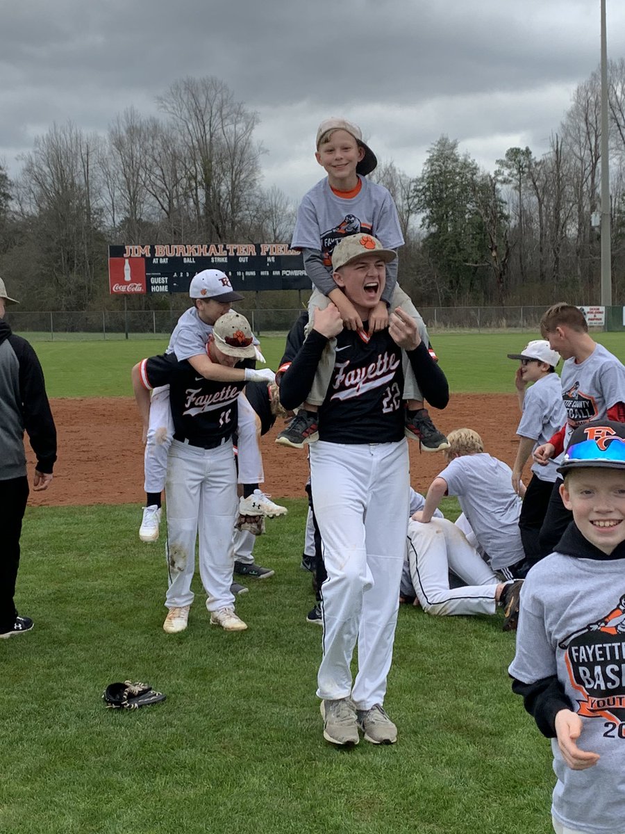 FCHSbaseball4's tweet photo. https://t.co/pMeftIIxkp