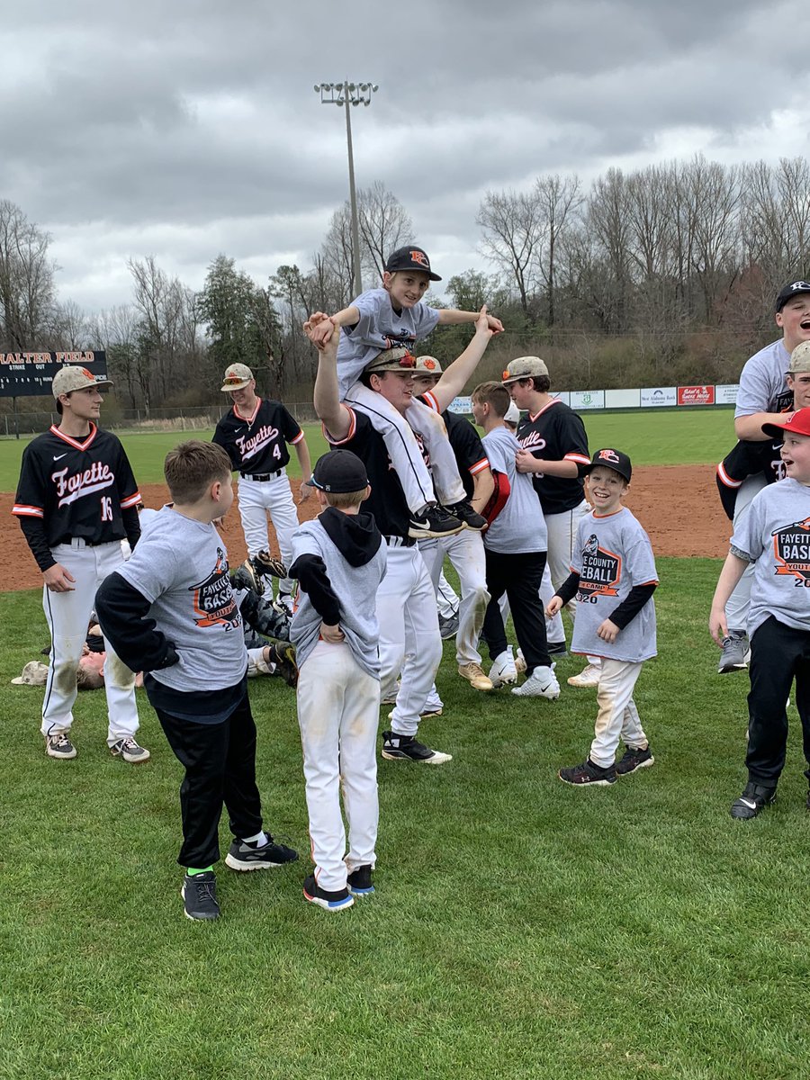 FCHSbaseball4's tweet photo. https://t.co/pMeftIIxkp