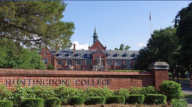 cdanielson60's tweet photo. Enjoyed a visit to Huntingdon College today. Coach Oliver, it was nice meeting you and the wrestling team. Thank you for the tour. @CoachMattOliver @HC_MenWrestling @HuntingdonColl @HCHawksSports https://t.co/fcD0WXJM7b