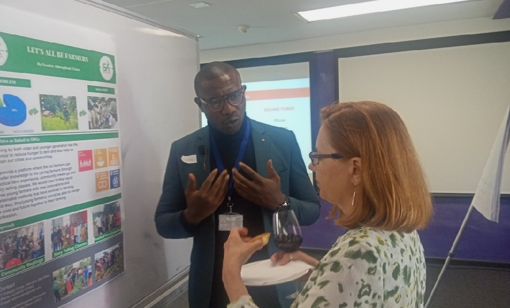 ModelAdura's tweet image. There&apos;s no limit to what you can achieve or become,once there&apos;s a strong &quot;will&quot; and &quot;Desire&quot;. The people and environment of Capetown practically  auto reset my mind😄
I would be sharing pictures of my experiences subsequently, please stay tuned 😁
#Systembuilding