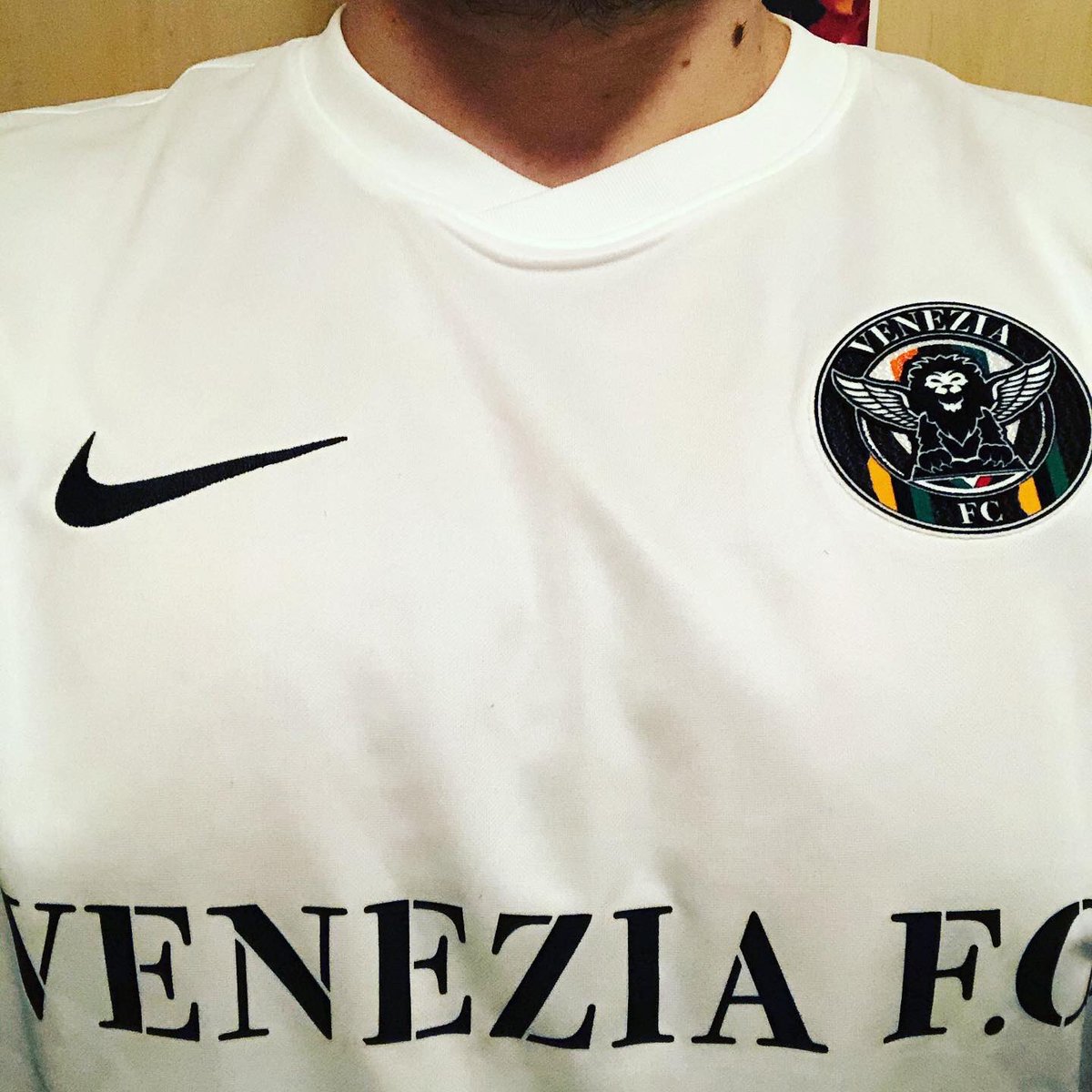 . @VeneziaFC_EN Away kit, 2016/17Back from a nasty injury, time to get back in shape and to start showing off my  #footballshirtcollection again! #VeneziaFC has a kit manufacturing deal with Nike, which is a bit unusual for lower-league teams in Italy #ClassicFootballShirts