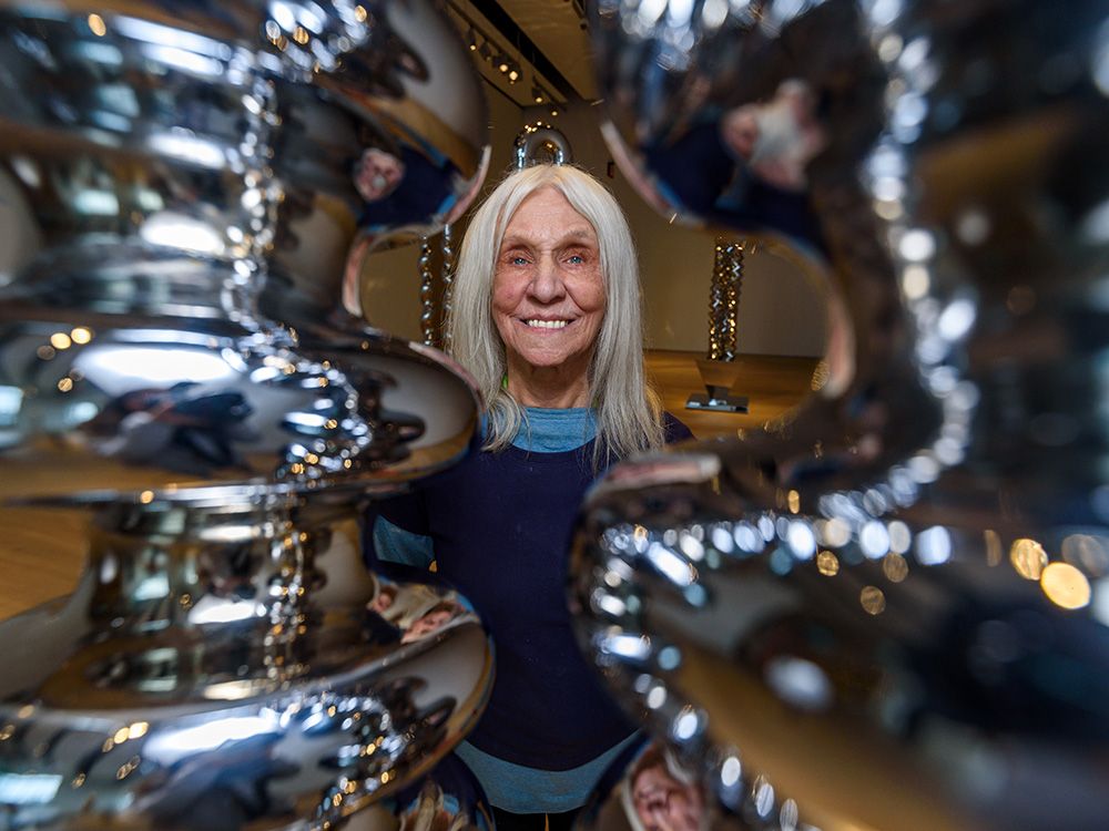 Vantage Magazine tweet media