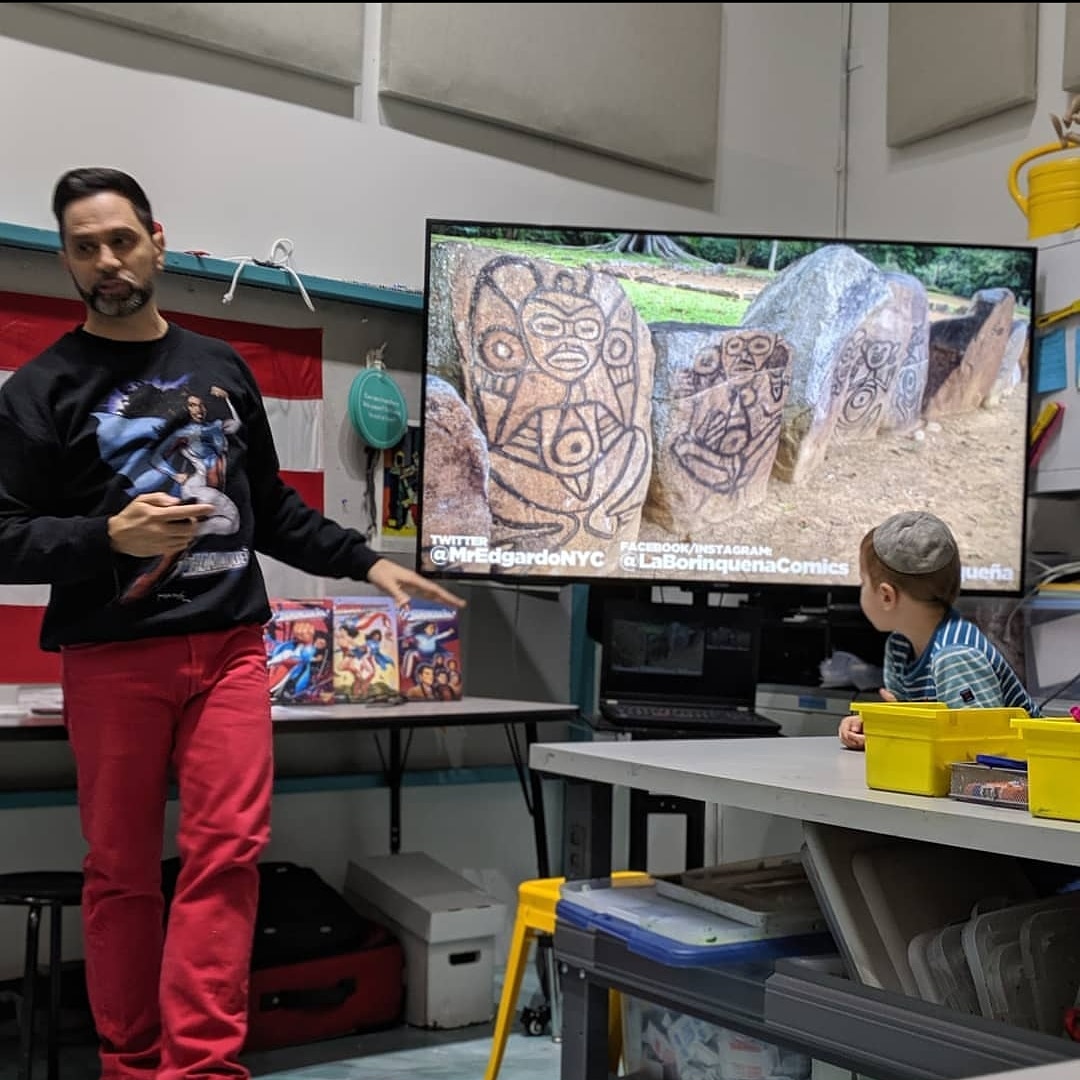 MrEdgardoNYC's tweet photo. One of my favorite moments yesterday at @cmomNYC teaching children in my workshop about #LaBorinqueña and how #Atabex gave her superpowers!!! https://t.co/uvNLpeUZPL