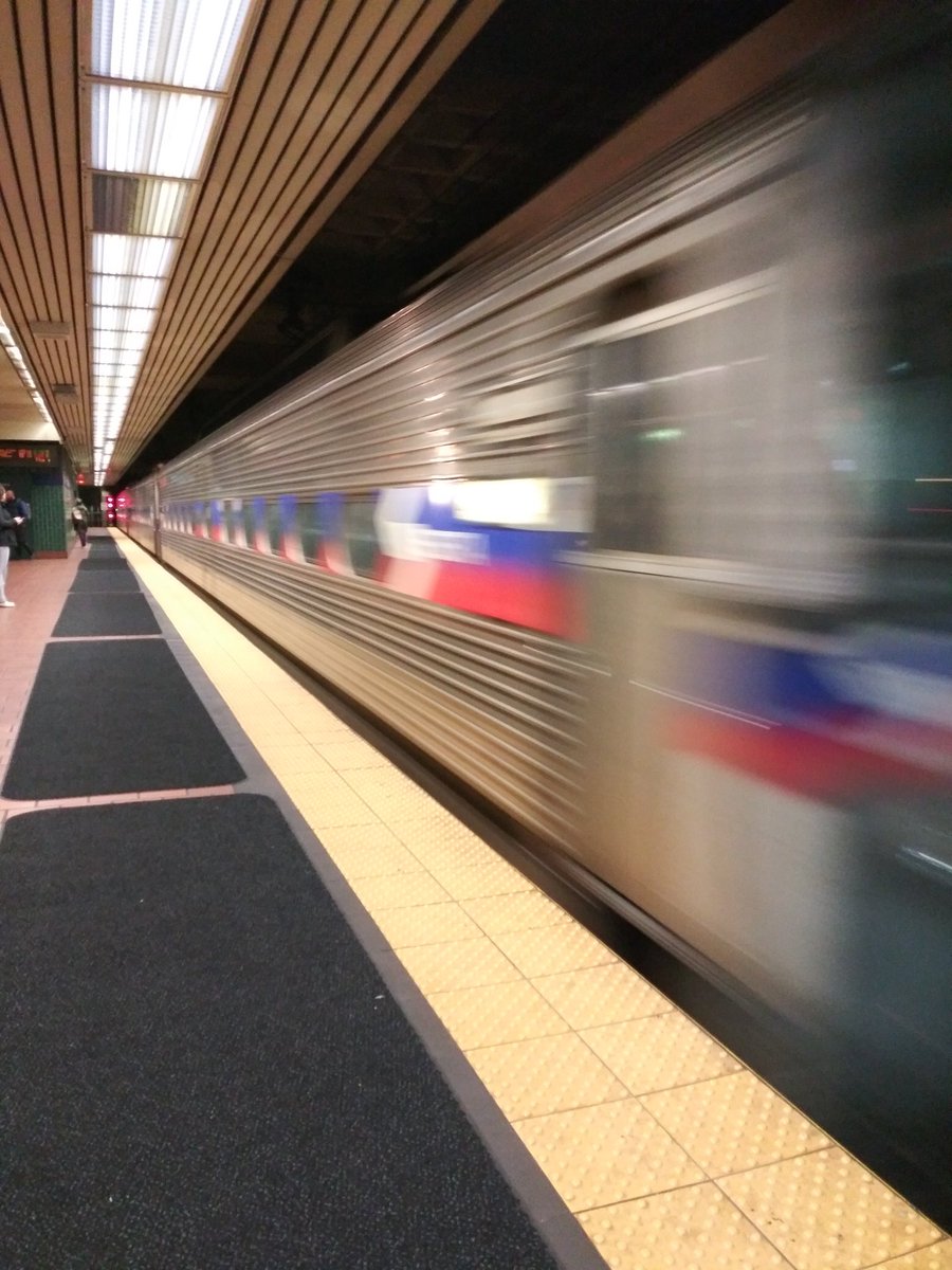 BBrusch2's tweet photo. #MondayTrain #MondayMotivaton #septa #PublicTransportationWorks #HeadingHome Taking the train @SEPTA_SOCIAL @SEPTAPHILLY @PhiladelphiaGov https://t.co/rOorDenObQ