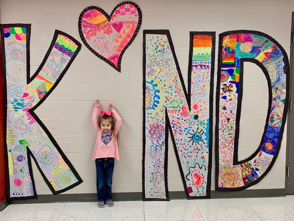 AnthonySchool's tweet photo. Be the "I" in KIND! On Random Acts of Kindness Day, we encourage you to always be the "I" in KIND. Special thank you to our 4th & 5th grade Art Club for creating this reminder for us. #TAStudents #betheiinkind #TASvalues https://t.co/PH0V1gg3HM