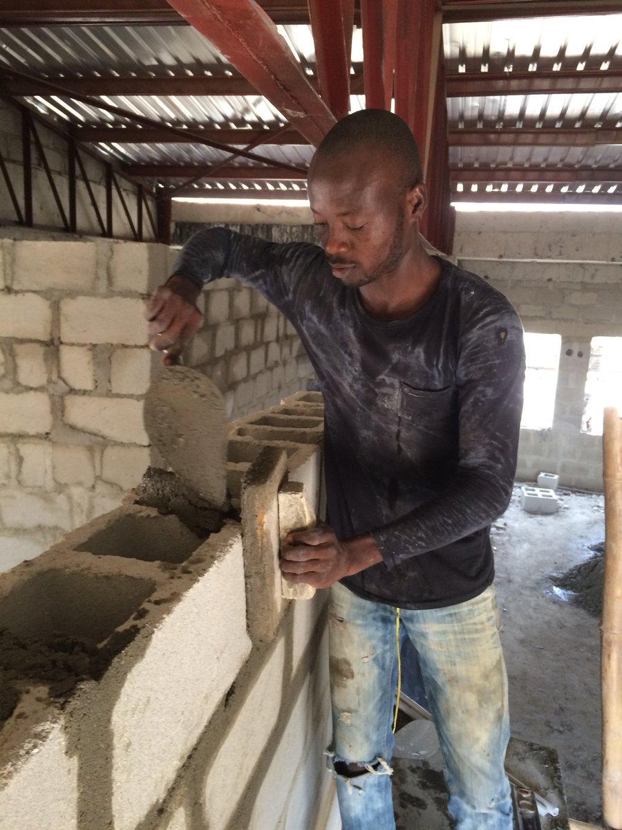 Innocent___'s tweet image. Today’s energy at work was 🔥🔥🔥