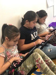 lgorham_laura's tweet photo. My students working hard on DreamBox! They get so excited to see who can complete the most lessons each week.... https://t.co/DhpIgaIidG