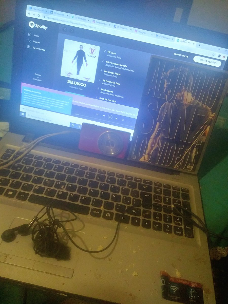 Con todo el kit preparado... Y todas las ganas de ganar uno de los meet!! #AlejandroSanzEnArgentina <a href="/UMArgentina/">Universal Music Argentina</a>