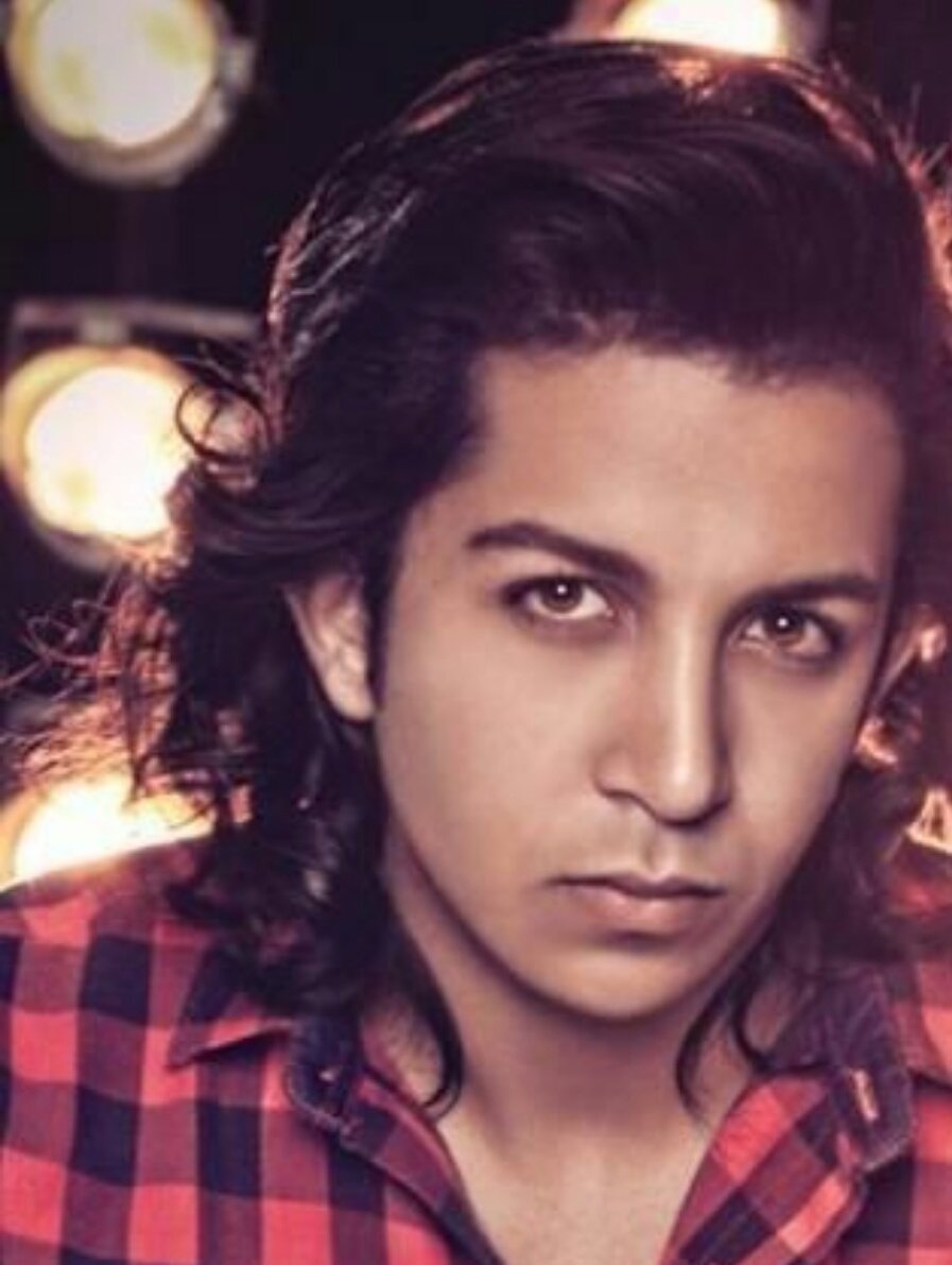 Marysameh2's tweet photo. @HishamGamalBB ❤❤❤❤
#ادعم_هشام_جمال https://t.co/ya34ljq4Sy