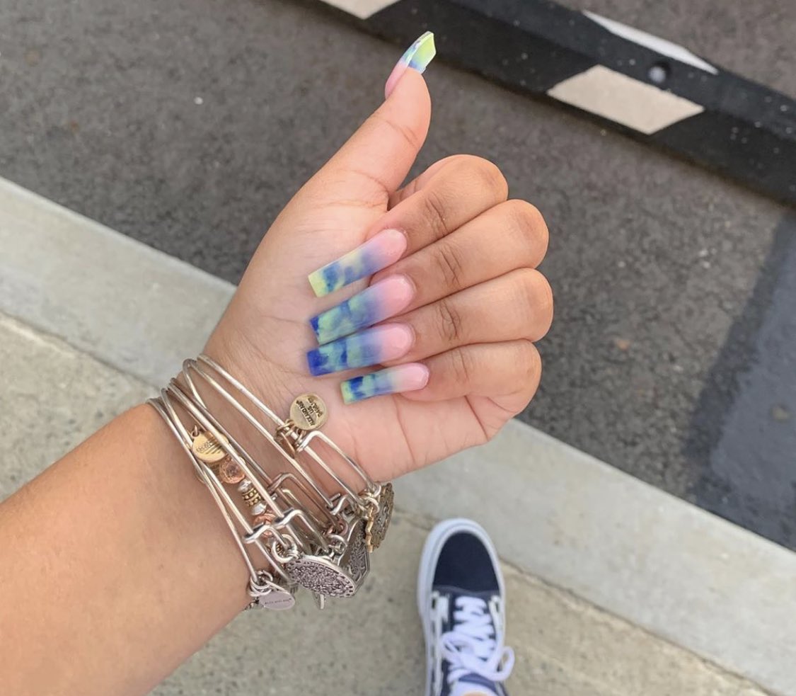 __dejah_'s tweet photo. Hey you guys I’m an upcoming nail tech located at Delaware State University and North Bergen,Nj‼️‼️ A single retweet or like can pretentiously lead me to my next client ❤️❤️❤️ insta: _nailsbydej https://t.co/zaGpQLFpHU
