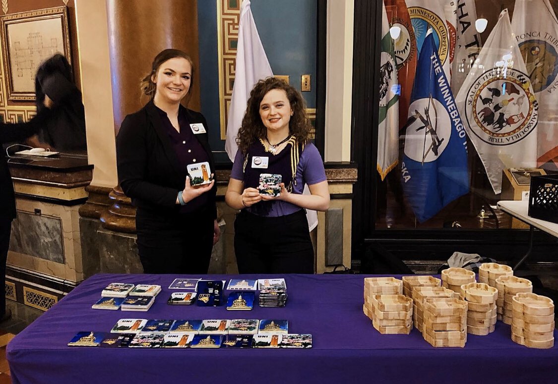 GrafxUni's tweet photo. Did somebody say #UNIDay?? 💜💛
The Department of Technology was represented by students from a variety of majors at the Iowa State Capitol building today, including work produced by us and Panther Products! #PantherPride @northerniowa https://t.co/17iwe3Or6W