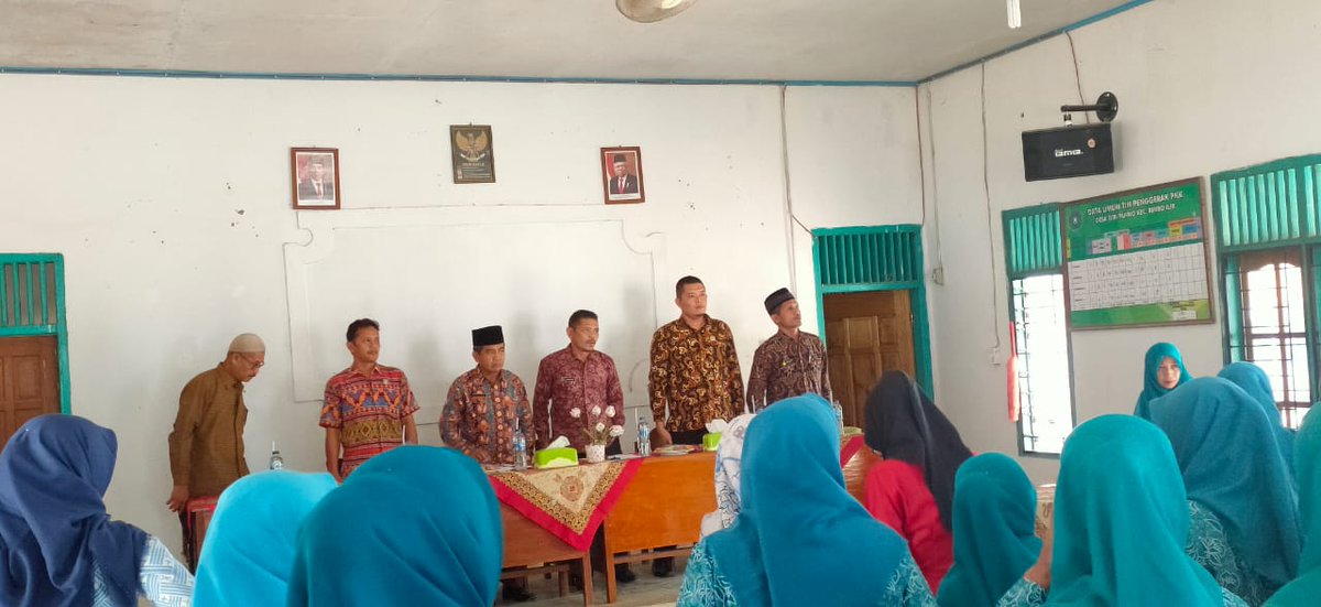 Agusselamet7's tweet photo. Kegiatan pembangunan dan pemberdayaan masyarakat 
#PKTDuntukDesaSurga
@halimiskandarnu 
@anwsanusi 
@imansyukri 
@taufikmadjid71 
@fachrilabalado https://t.co/dL97y2ESh7