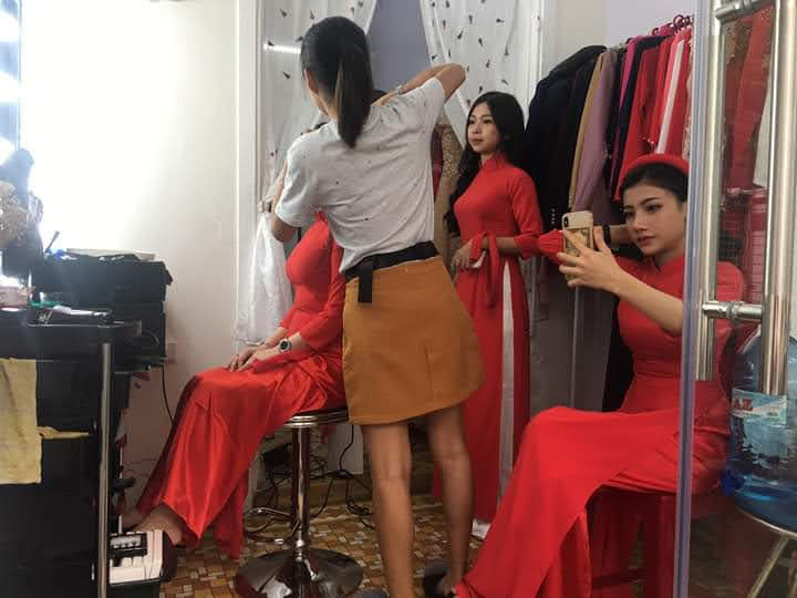 makeupdanang's tweet photo. MAKE UP ĐÀ NẴNG
ĐT: 0909 379294/ 0988 782 679 - Trang Nguyen 
ĐC: 33/37 Ông Ích Khiêm, Hải Châu, Đà Nẵng

#Makeup #trangdiem #codau #aocuoidang #aocuoi #giare #makeuptainha #trandiemtannha #trangdiemtainha #make_up #Trang_điểm #Trang_điểm_cô_dâu #event #Cưới_hỏi #Áo_cưới https://t.co/CTyB4ZYN7R