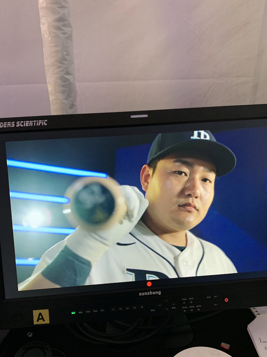 ideenghorbani's tweet photo. Bout that time⚾️💥 https://t.co/dndy9mlC6r