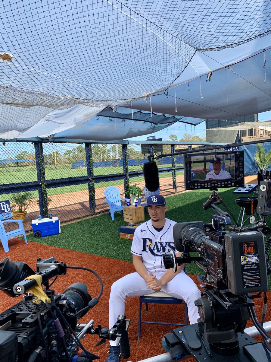 ideenghorbani's tweet photo. Bout that time⚾️💥 https://t.co/dndy9mlC6r