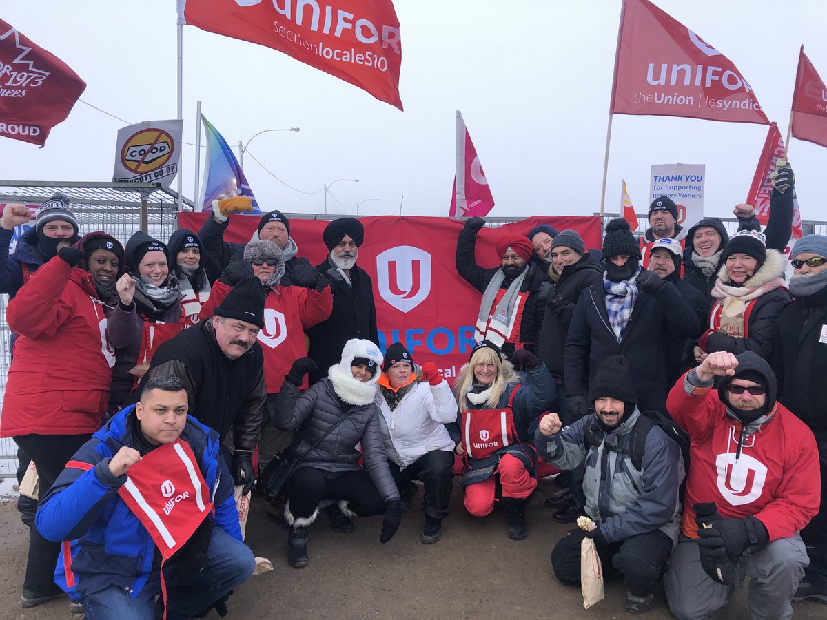 UniforLocal111's tweet image. From our family to yours- Local 111 Transit Operators wish you a fun &amp;amp; happy Family Day! #cmbc #translink