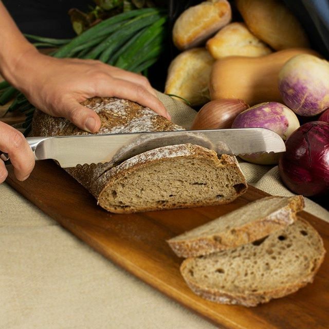 OtlinkSocial's tweet photo. Our Takumi knife range also includes a 20cm serrated Bread Knife for the crunchiest sourdough and densest German rye. Slather some salted butter and avocado on there and call us done. YUM!⠀
⠀
Each Takumi knife blade is made from 67 layers of folded s… https://t.co/p59AiLnzLL https://t.co/iLJX4E5F5T