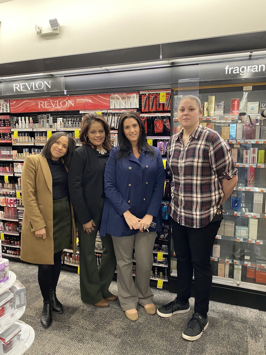 Collaboration in #TheMightyR70!! Travel day with <a href="/SuzanneAliperti/">Suzanne A.</a> in D8. #Team #Path2Care