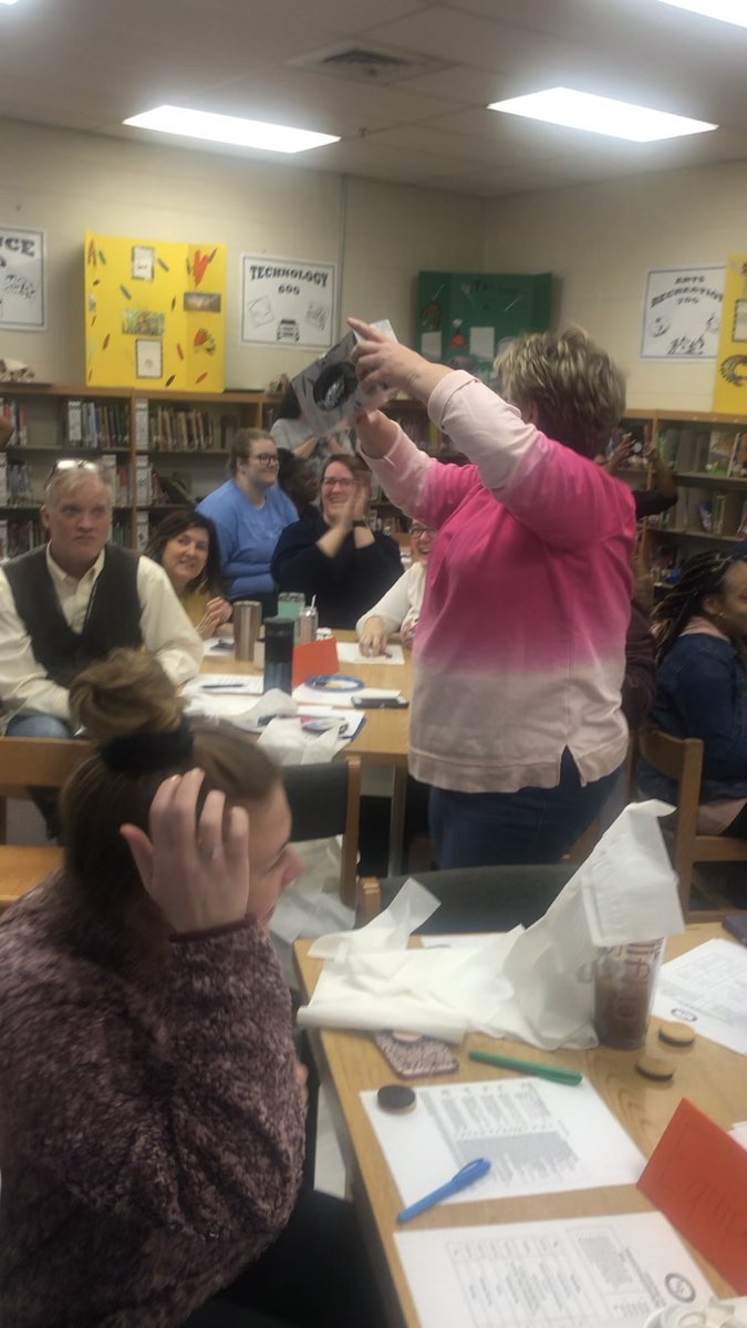 Lakeview Design Ctr tweet media