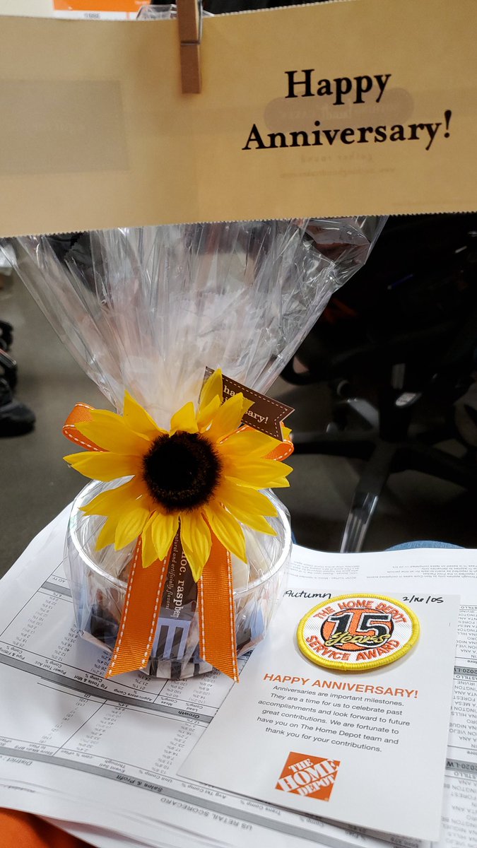 My 15yr Anniversary,  man how time flies. Thank you for the bundt cake @homedepot6668 <a href="/LindsayAllen44/">Lindsay</a>