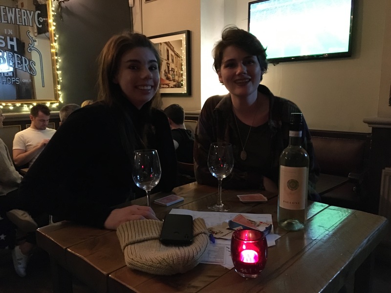 The night of the tie breakers ! #PubQuiz <a href="/walmercastlew11/">Walmer Castle</a> in #NottingHill! question.one/fOPhIQ