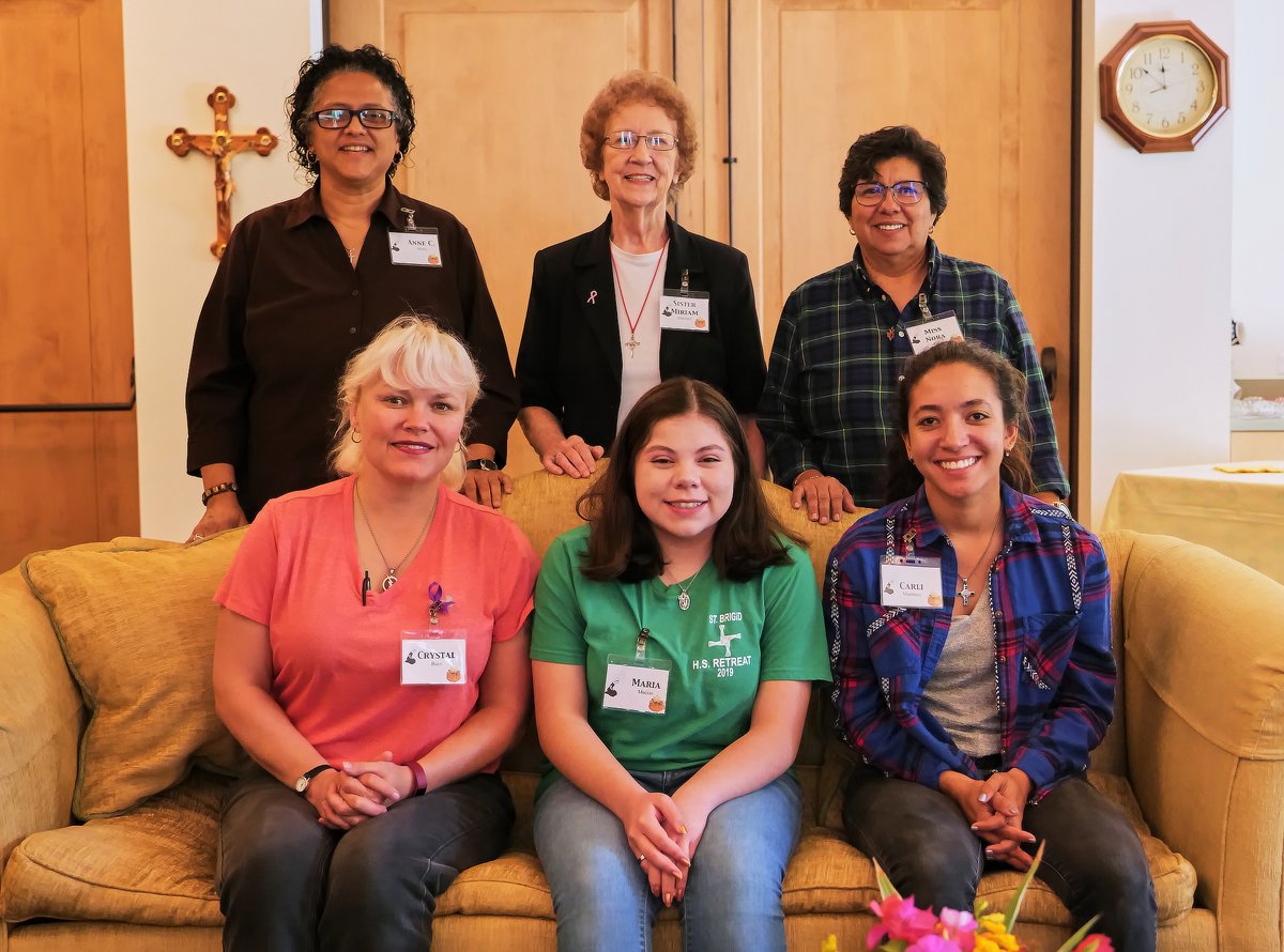 SHSP1893's tweet photo. A reminder for all young adults, please join us this Saturday for the first information meeting of the Young Adult Spirit Companions. It will be a wonderful time to pray, discuss, and learn about the program.

https://t.co/tp2CUJYZif https://t.co/9a6rEphwdv