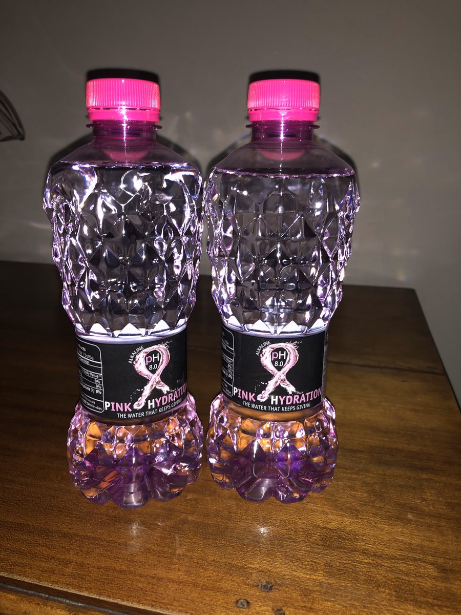 LLedwin's tweet photo. When your friend, who happens to also be a 2 time SuperBowl Champ, gives you a 15 minute heads up he will be at your house.... Happy to be part of the Pink Hydration family!! #PinkHydration #waterforacause #supportcancerawareness #supportfriendsbusinessventures @GaryClarkInc https://t.co/yF3HGjqcLw