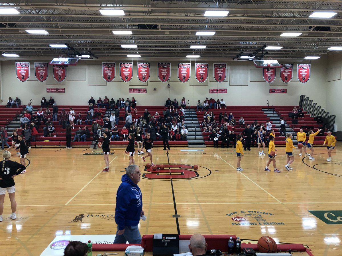G 🏀 B-8: Gering vs. Scottsbluff with pregame now on <a href="/KNEBtv/">KNEB TV</a>, ALLO 15, Mobius 1500, 93.3 KMOR, and KMORfm.com. Tip in about 10 min. <a href="/KNEBSports/">KNEB Sports</a> #nebpreps