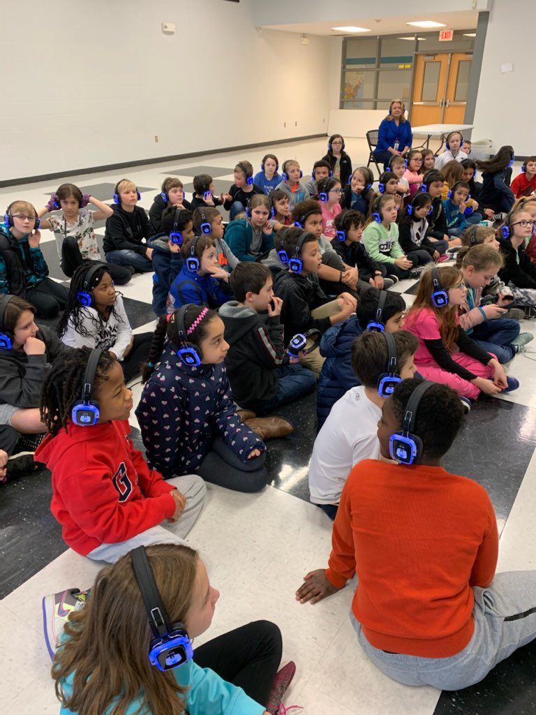 CarmelElem's tweet photo. Last week, 4th grade students attended a fun and interactive presentation by the one and only DJ Lisa! They learned how sound waves travel throughout a room and how different materials and objects can affect the sounds that we hear. What an awesome experience for our students! https://t.co/cbR7vH91wM