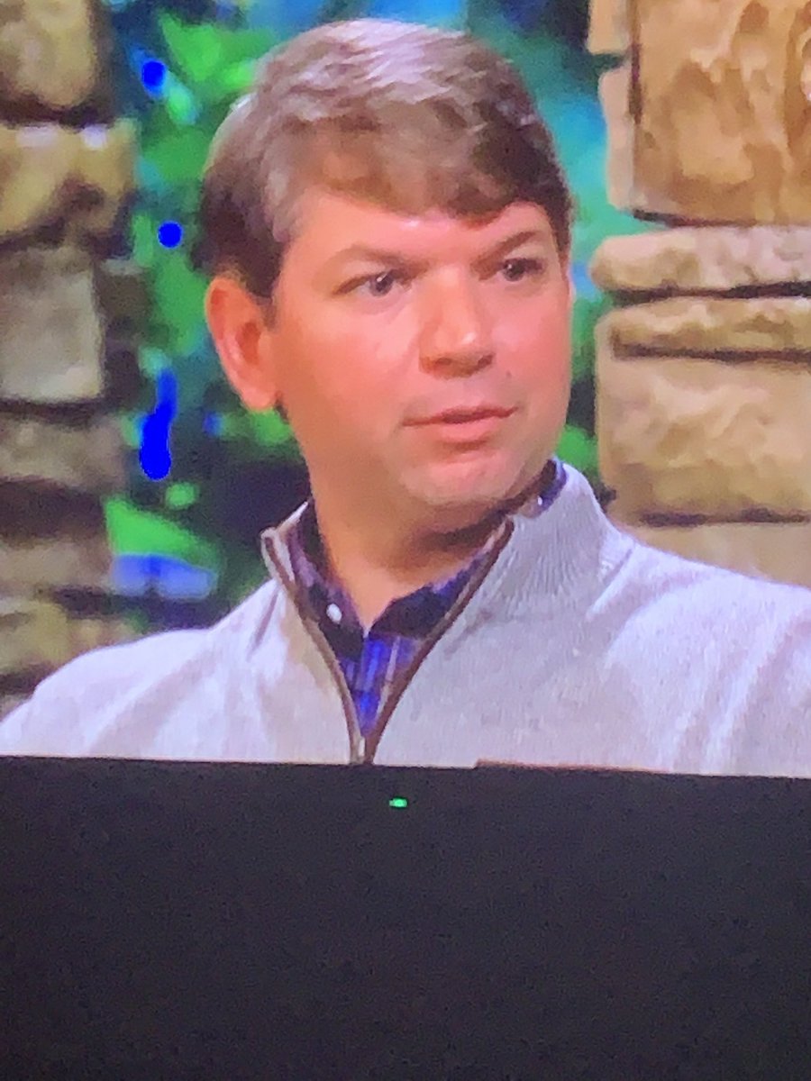 itzallofyou1's tweet photo. Chad kind of strikes me as the type who shows potential boyfriends the room where all of the animals he has shot are on display. And then the gun cabinet as a bonus. #TheBachelor #BachelorNation https://t.co/DEhPTmimuX