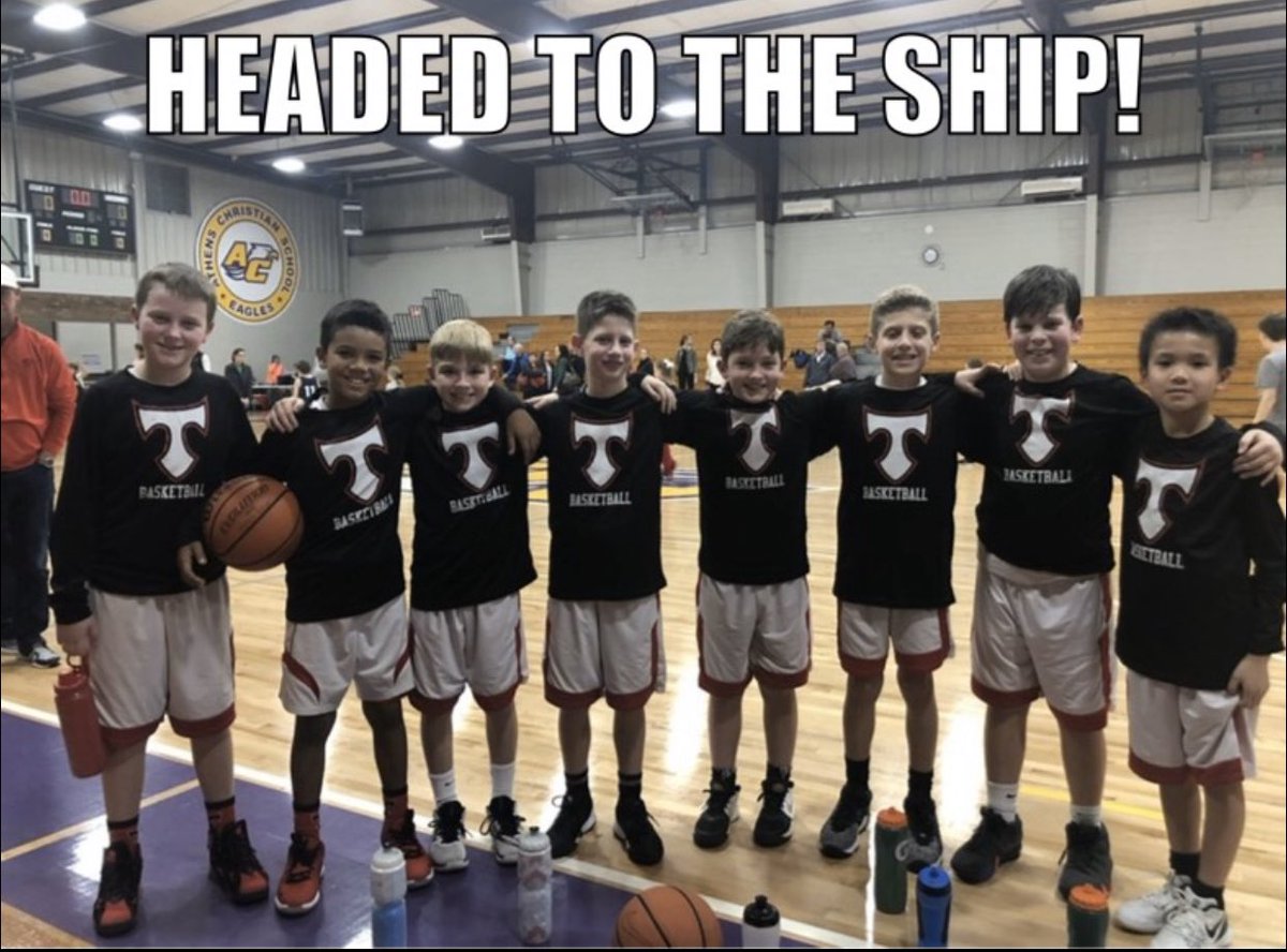 2_bwise's tweet photo. Big game tomorrow night against Jefferson! Let’s go Titans! #braydenwise2 Titans 2028❤️🖤🏀 @lydianmccormick @baller_jw https://t.co/BXZ2mB7Abl