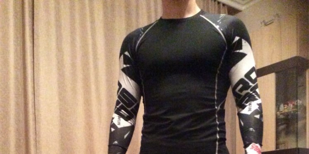 clothes4giants's tweet photo. #bigmen #curvywomen #plussizewomen #plusfashion #xl #bigsize #plus #celebratemysize #plussizejacket #curvy #muscled #bigmen #xlfashion #instafashion #celebratemysize   Men's fitness set compression mma Clothing @ https://t.co/V18vFIPN8D https://t.co/BG2RLwVHLS