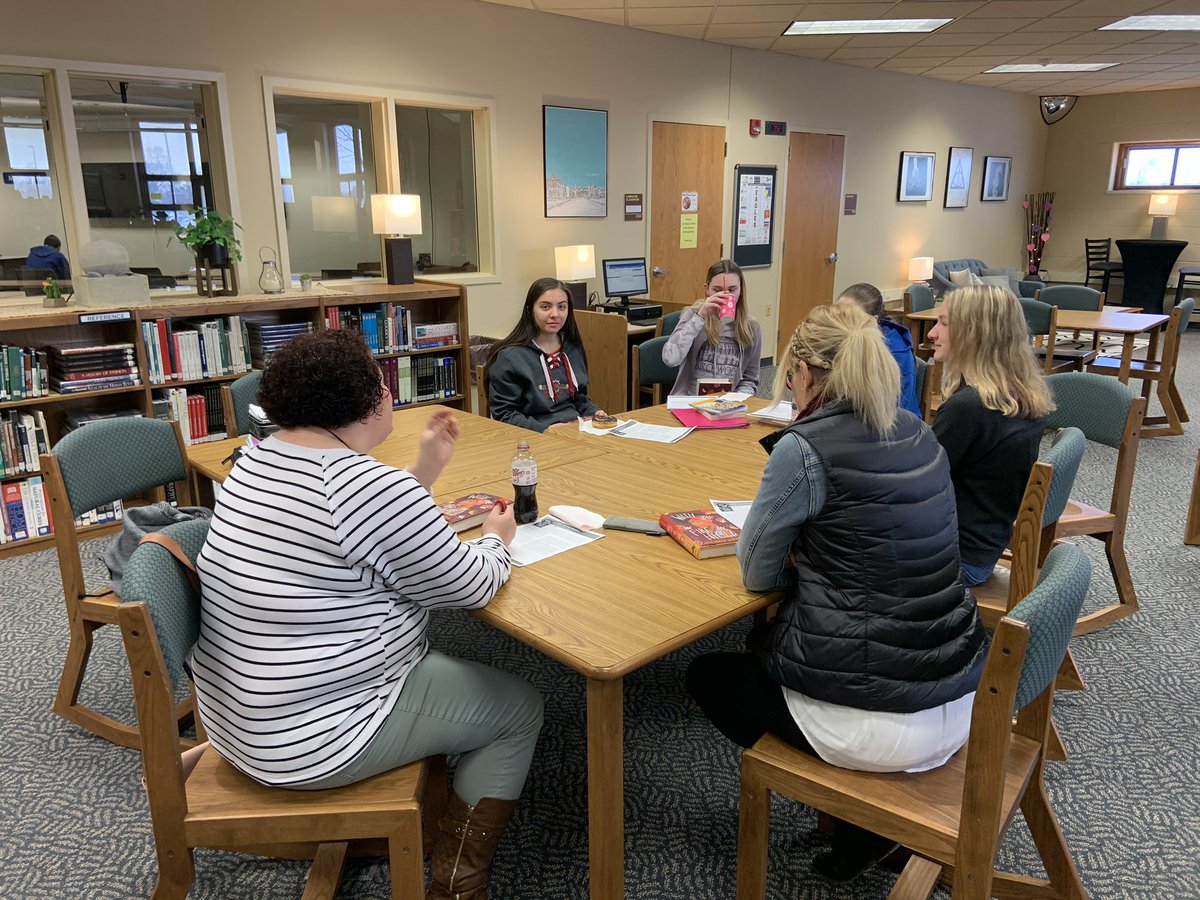 MHSWILibrary's tweet photo. Today’s@ProjectLITComm Meg = WOW! DEEP convo about relationships, responsibility &amp; going after your dreams thx to @AcevedoWrites ‘With The Fire On High!’🍋🧅🧄
Get March’s book: @getnicced’s ‘Odd One Out’ from @kjhable 
#thisclubisLIT #coffeeandcontemplation #onMondayswetalkbooks https://t.co/1cIUqoifKb