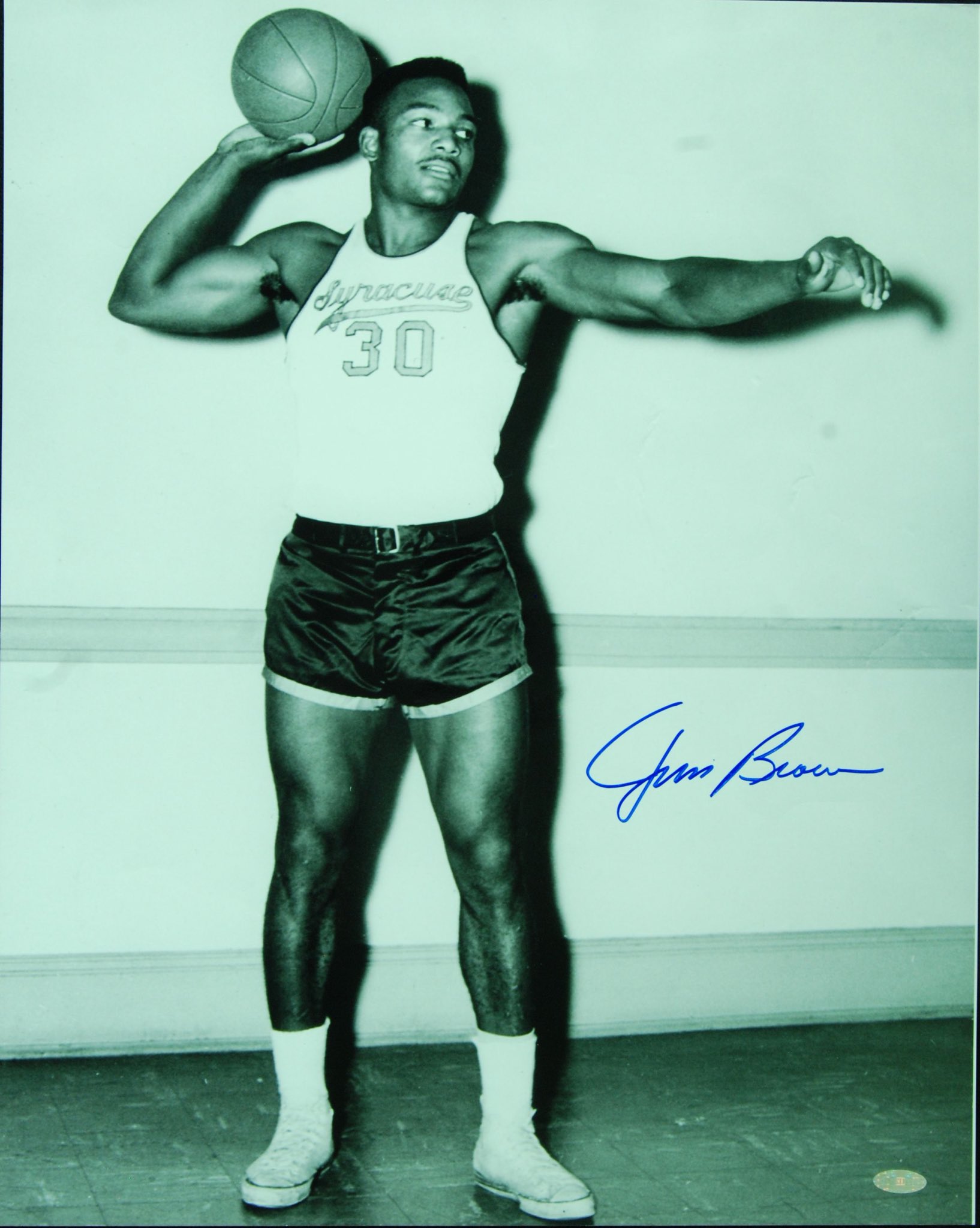 Happy Birthday to Jim Brown!
At Syracuse he not only played football, but basketball and lacrosse too!
A legend! 
